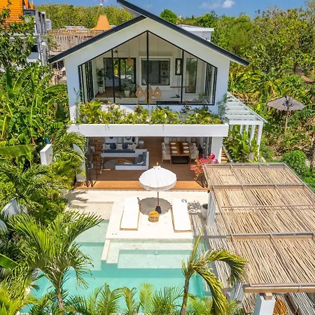 Ravaa - Stunning 2-Bedroom Villa Near Dreamland Beach